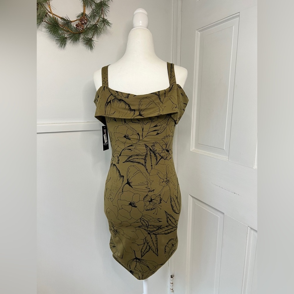 Guess Off the Shoulder Cabana Bloom Dress NWT - Picture 7 of 16